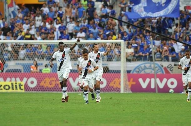 Fotos do jogo entre Cruzeiro e Vasco, no Mineiro, pela 37 rodada do Brasileiro (Leandro Couri/EM D.A Press)