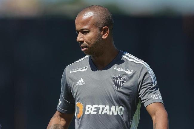 Mariano (lateral-direito)