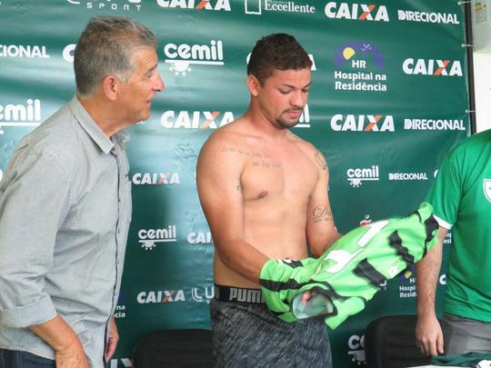 Fotos da apresentao do atacante Judivan no Amrica (Matheus Adler/EM D.A Press)