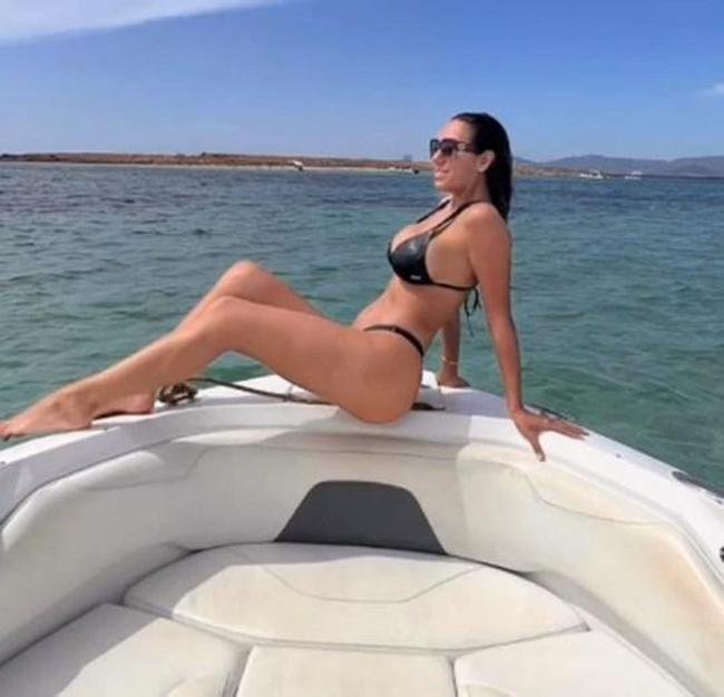 Fotos de Floppy Tesouro, novo affair de Mauro Icardi