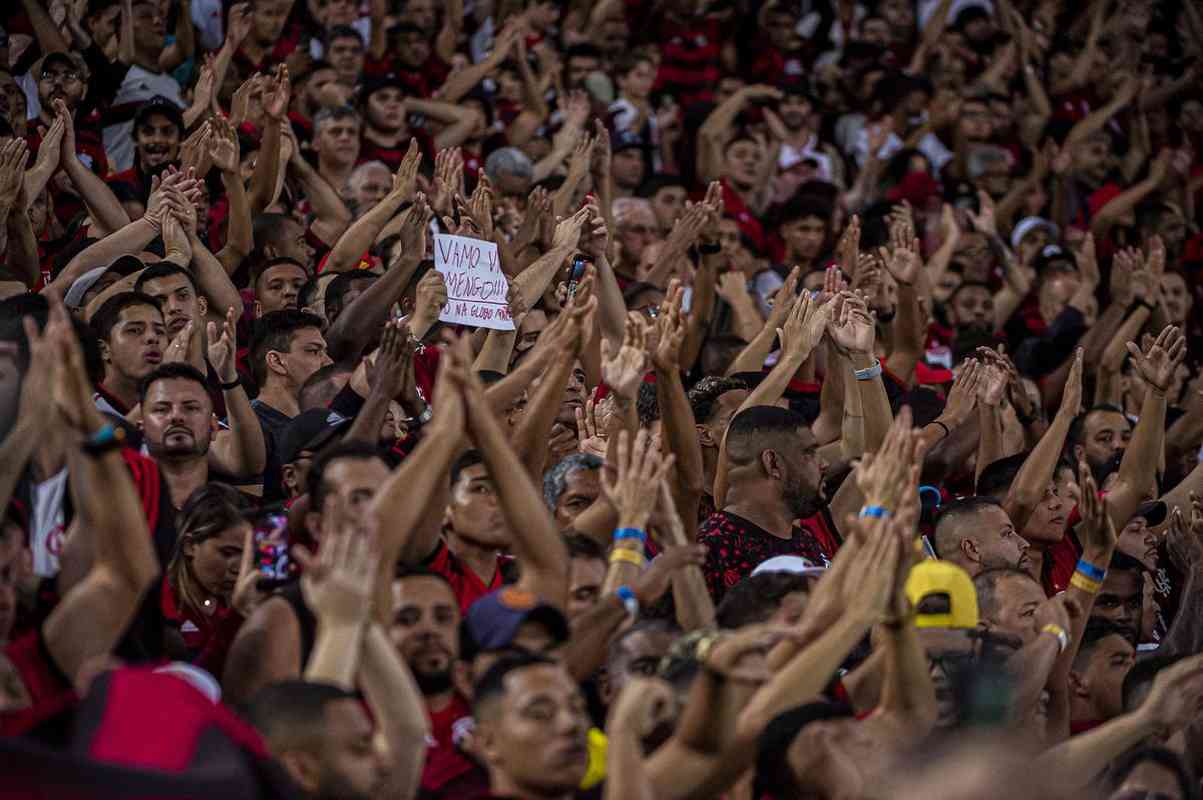 Fotos da torcida do Flamengo na partida de volta das oitavas de final da Copa do Brasil, contra o Atlético, no Maracanã