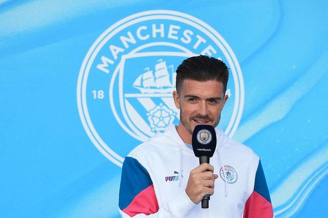 City tirou o meia-atacante Jack Grealish do Aston Villa por 118 milhões de euros (R$ 722 milhões), maior valor da história da Premier League
