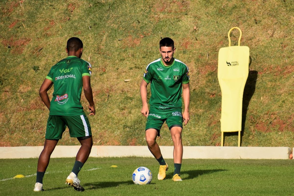 Treinamentos do Coelho para enfrentar o Internacional pela Srie A