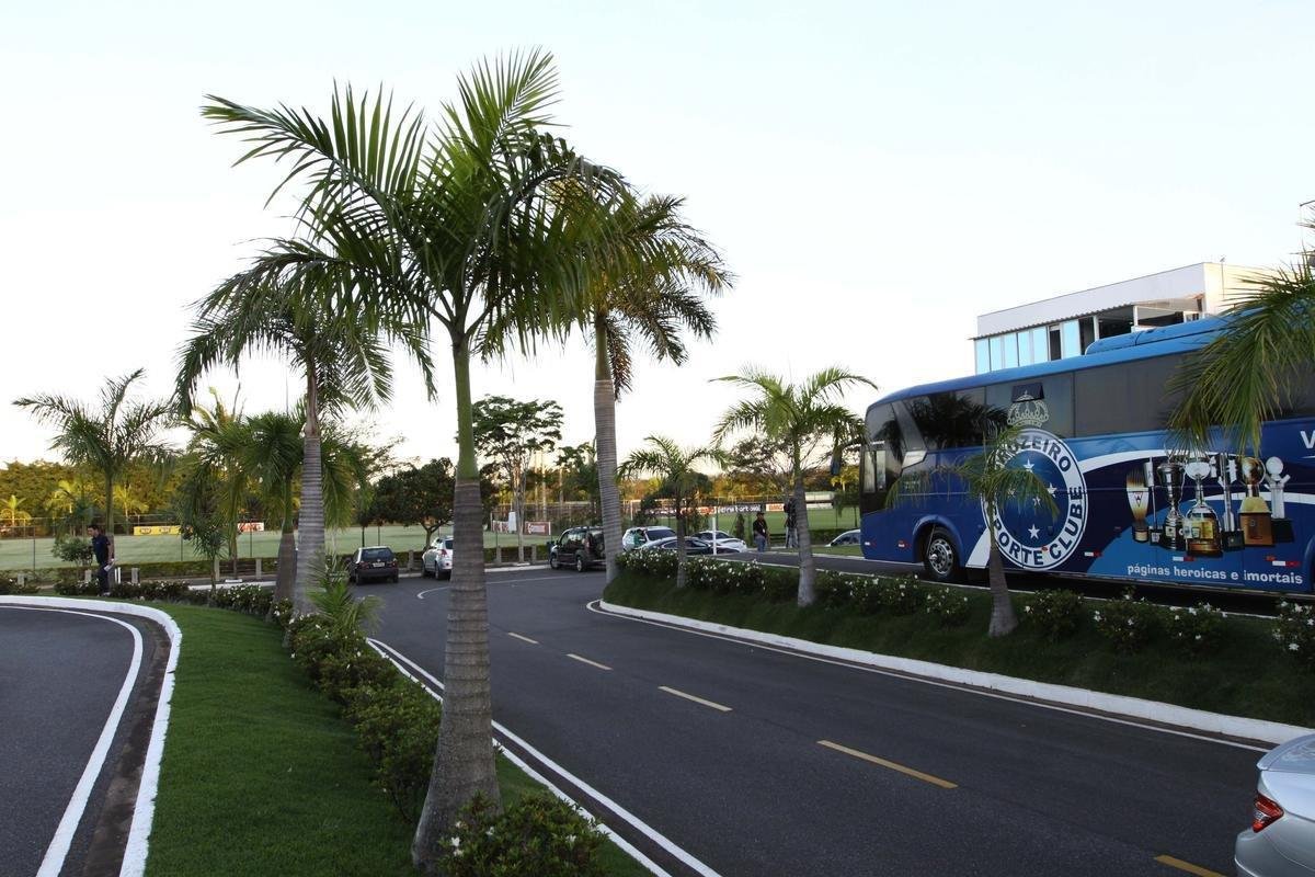 Fotos da Toca da Raposa II, centro de treinamento do Cruzeiro, em 2013
