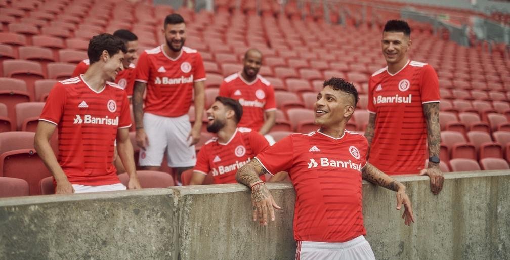 Em maro, o Internacional lanou seu uniforme para a temporada 2021. O modelo, assinado pela Adidas,  vendido por R$ 279,99.