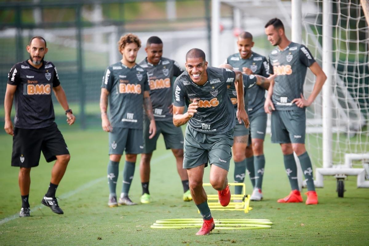 O tcnico Levir Culpi comandou, na tarde desta tera-feira, treinamento na Cidade do Galo