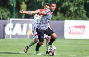 Com gols de Fred e Carlos Csar, Atltico vence jogo-treino contra Guarani de Divinpolis, na Cidade do Galo, por 2 a 0