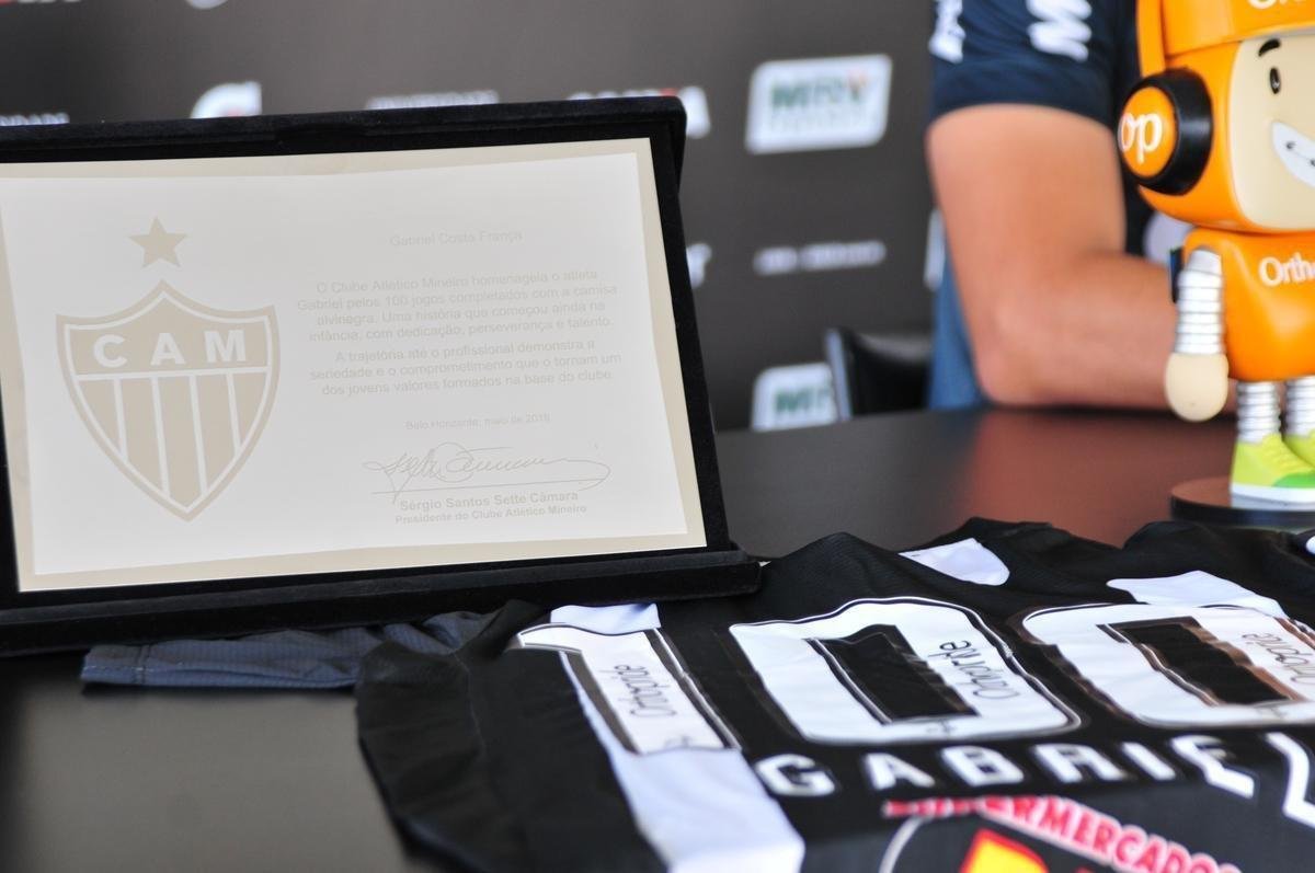 Gabriel completou 100 jogos pelo Atltico no empate por 0 a 0 com o San Lorenzo, no jogo de ida da Copa Sul-Americana, em 11 de abril