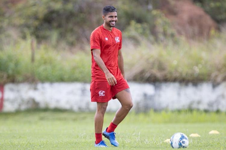 Com o elenco separado em quatro grupos, Náutico realiza primeiro dia de treinos, no Centro de Treinamento Wilson Campos, no bairro da Guabiraba, após quase três meses da suspensão das atividades, por conta da pandemia do coronavírus