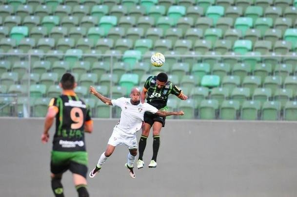 Imagens do jogo entre Amrica e Fluminense no Independncia