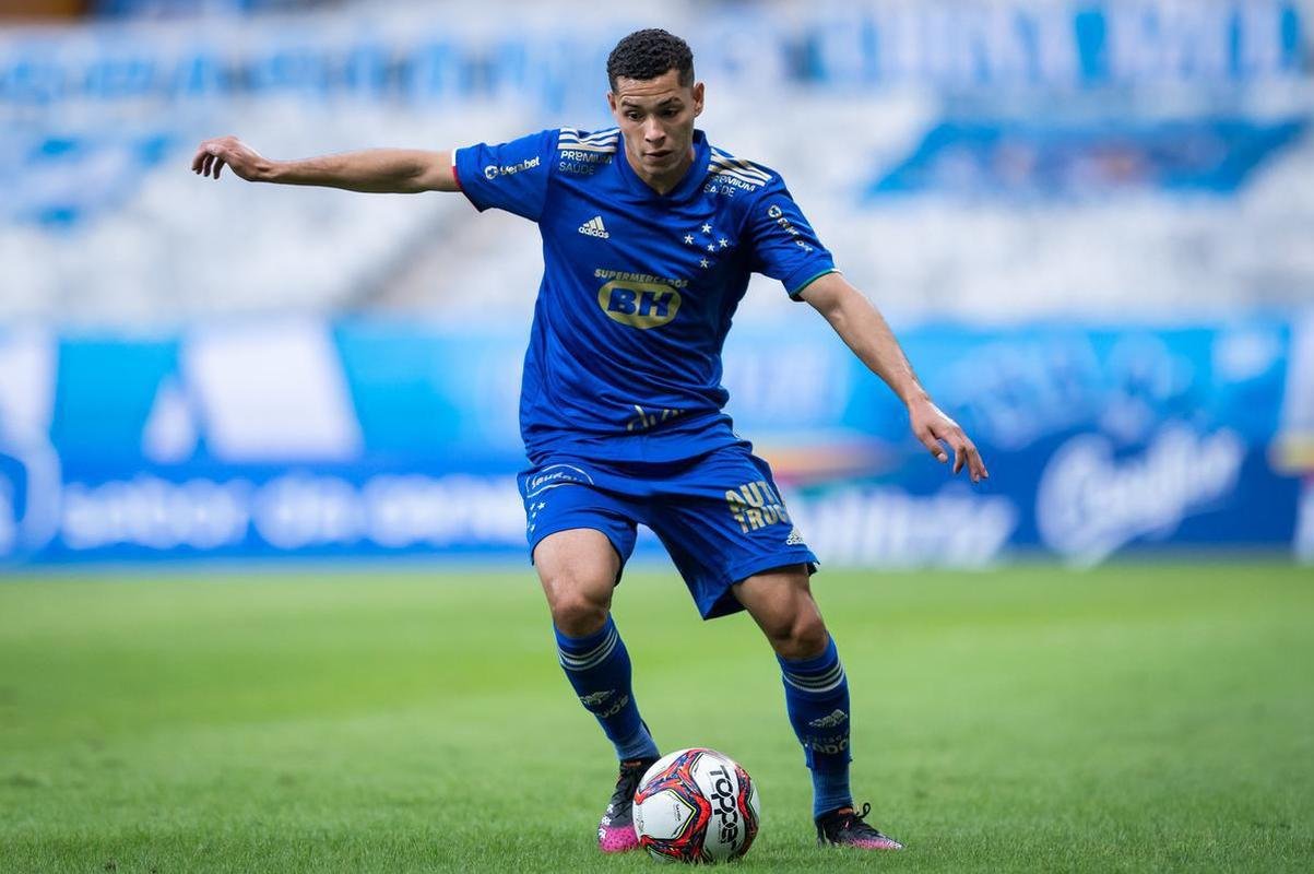 Matheus Pereira, lateral-esquerdo (97% dos votos)