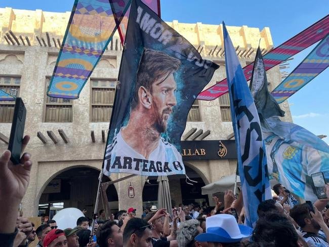 Festa dos argentinos no mercado Souq Waqif, em Doha, no Catar