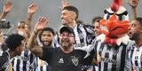 Festa do Atl�tico no Mineir�o pela conquista do tricampeonato mineiro. Galo derrotou o Cruzeiro por 3 a 1 na final �nica do estadual. Gols foram de Hulk (2) e Nacho