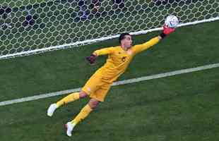 Mitchell Duke marcou o gol da Austrlia sobre a Tunsia em jogo pela segunda rodada do Grupo D da Copa do Mundo