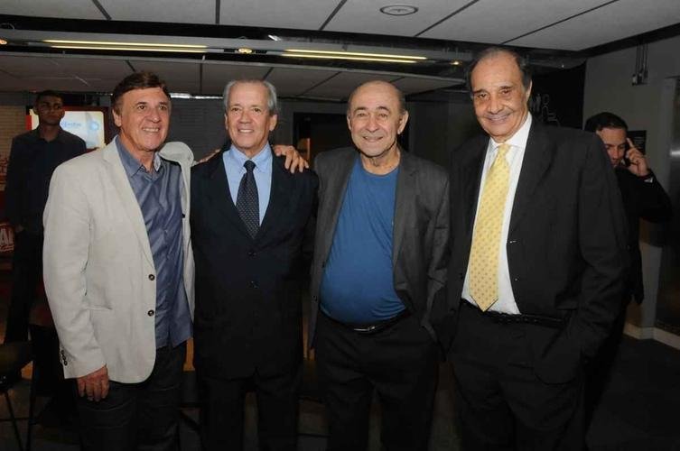 Personalidades na cerimnia do 16 Trofu Tel Santana