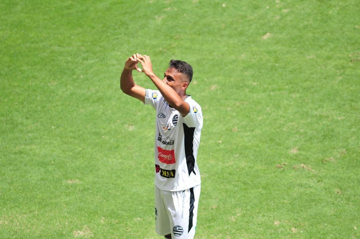 Cruzeiro x Athletic: veja fotos do jogo no Independncia