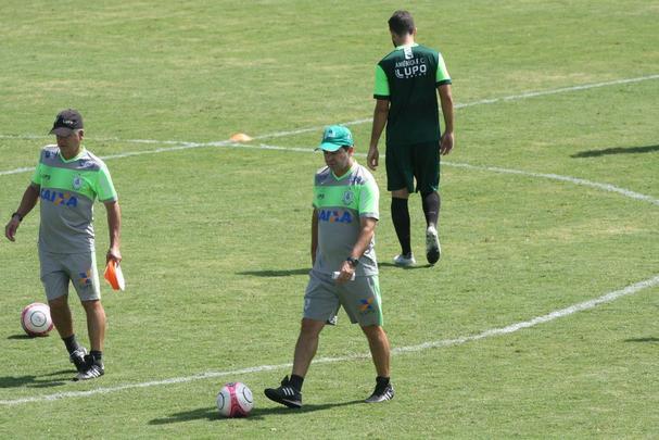 No Lanna Drumond, Amrica faz ltimo treino antes de encarar Boa Esporte pelas quartas de final do Estadual