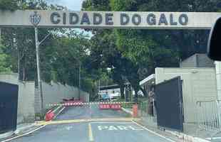Em Belo Horizonte, o zagueiro Igor Rabello vai  Cidade do Galo para tratar leso no joelho esquerdo.