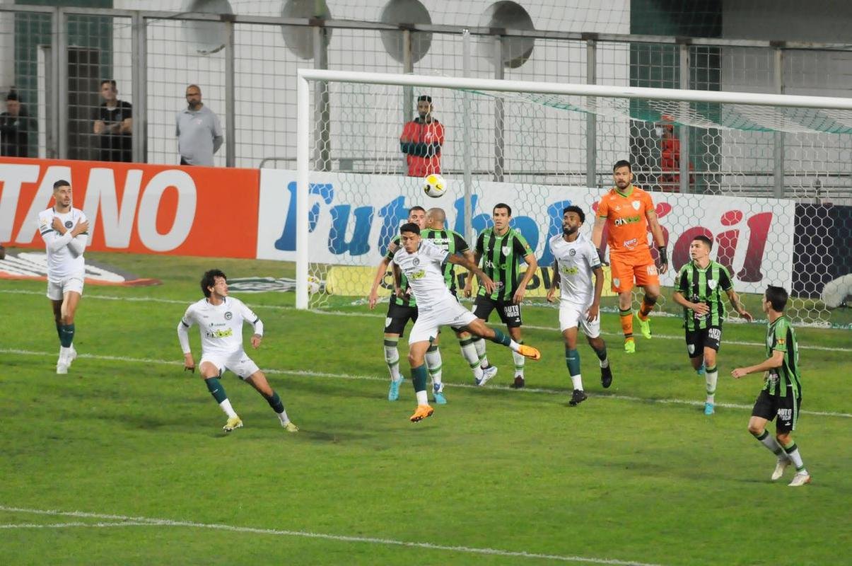Amrica e Gois se enfrentaram no Independncia, pela 15 rodada da Srie A do Campeonato Brasileiro