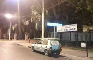 Faixas contra a diretoria do Cruzeiro