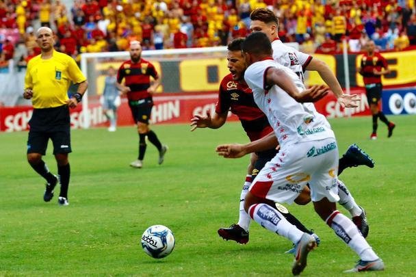 Partida entre Sport e Vitria, na Arena de Pernambuco, pela Copa do Nordeste