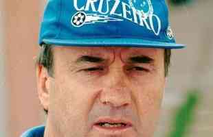 Levir Culpi na Toca da Raposa I em 1998, em outra passagem pelo Cruzeiro