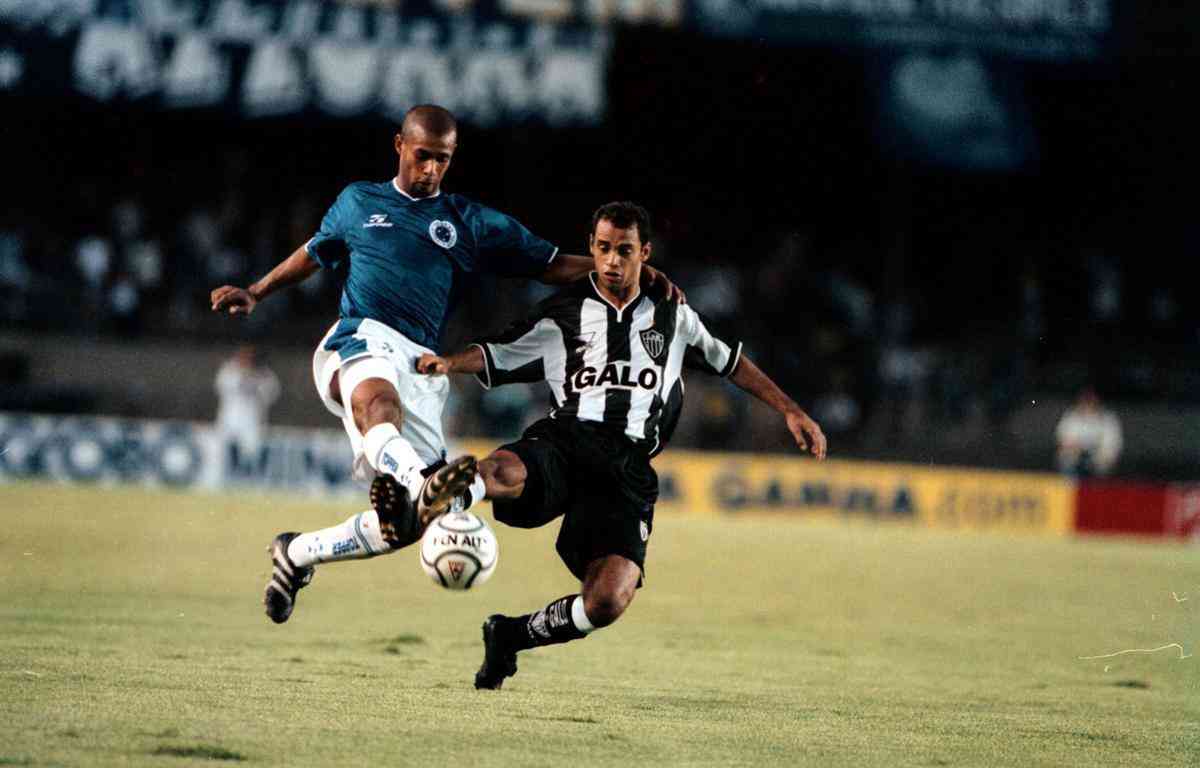 Final da etapa nacional do Mundial de Futebol Freestyle será no Mineirão,  antes do jogo Cruzeiro e Corinthians, ap