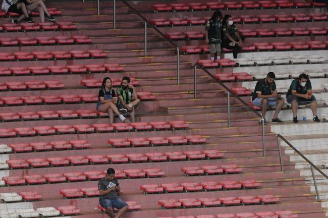Jogo com o Palmeiras, pela 24 rodada do Campeonato Brasileiro, marcou o retorno do torcedor do Coelho ao Independncia ainda em meio  pandemia da COVID-19 (Juarez Rodrigues/EM/D.A Press)