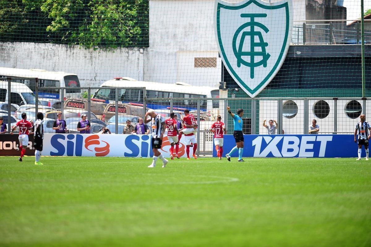 Galo e Colorado jogaram neste domingo, no Horto