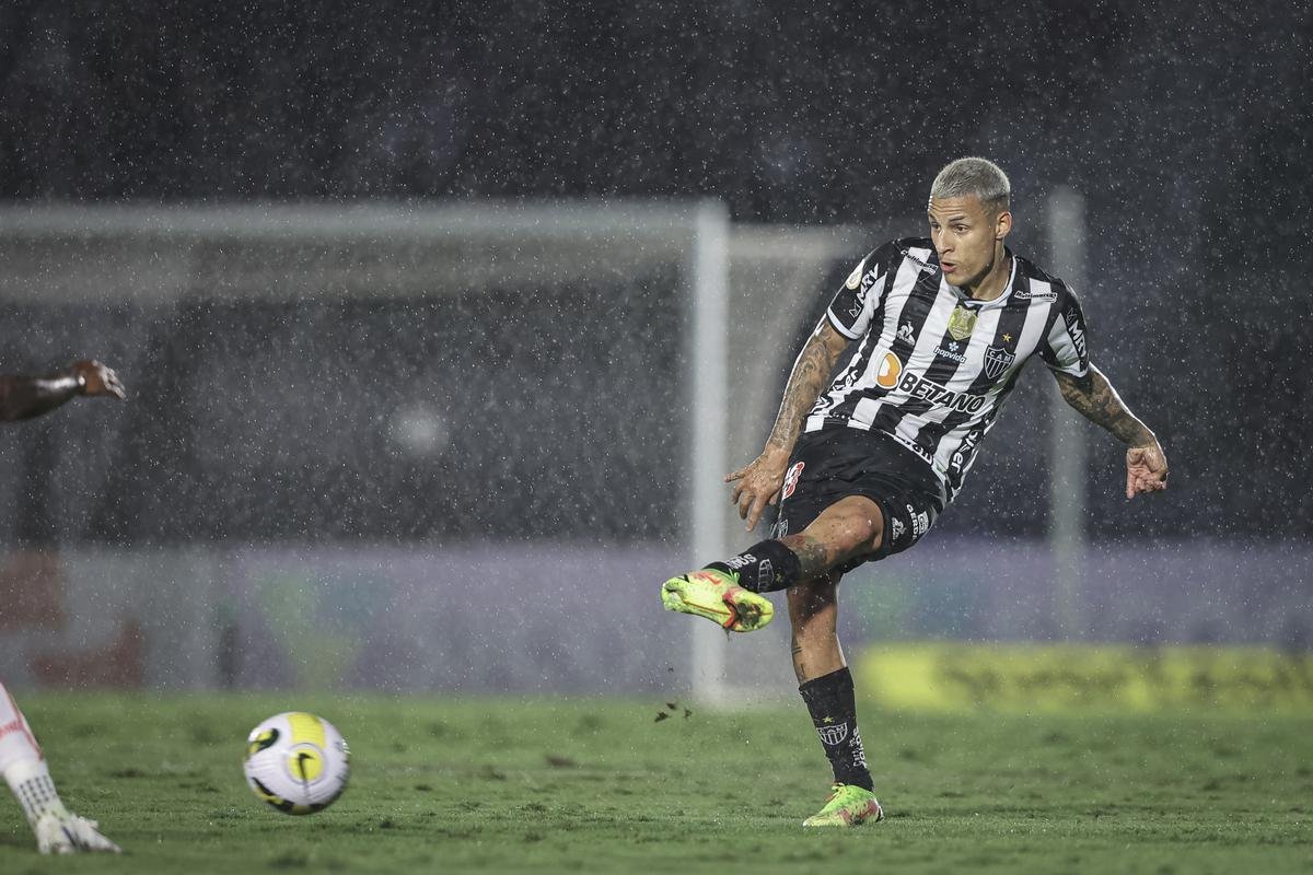 Fotos do jogo entre Red Bull Bragantino e Atltico, nesta quarta, pelo Brasileiro