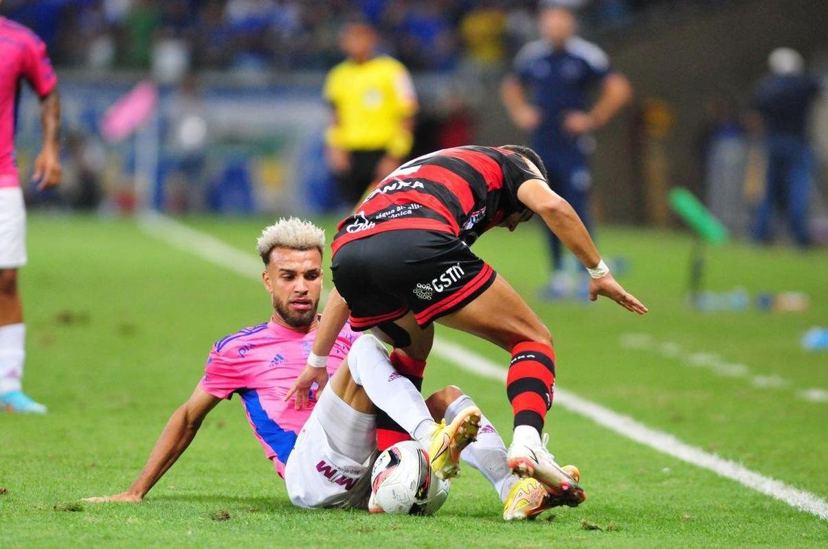 Em reencontro com a torcida aps o ttulo da Srie B, Cruzeiro enfrentou o Ituano no Mineiro, em Belo Horizonte, pela 33 rodada. Veja as melhores imagens!