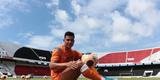 Jogadores do Santa Cruz treinaram no est�dio do Arruda, j� apresentando trabalhos com bola no gramado, sob a supervis�o do t�cnico Itamar Sch�lle. Todos os atletas e os membros da comiss�o t�cnica seguem submetidos �s medidas de afastamento social.