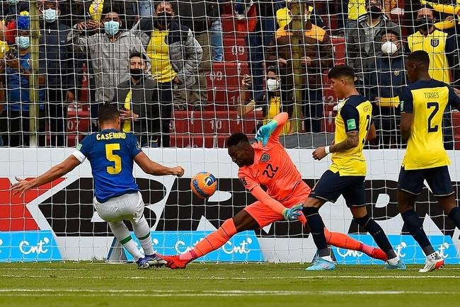 Brasil empatou com Equador em Quito, em jogo com arbitragem confusa 