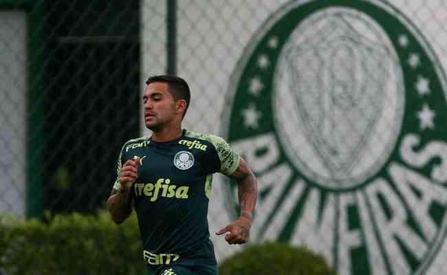 Dudu retorna ao elenco num momento de recuperao do Palmeiras no Campeonato Brasileiro