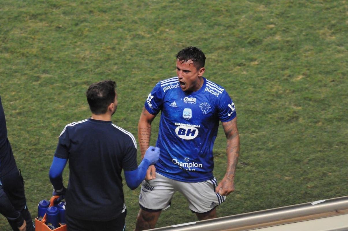 Fotos do jogo entre Cruzeiro e Remo pela Copa do Brasil