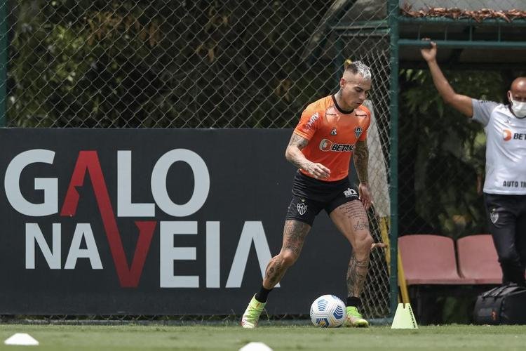 Elenco atleticano encerrou a preparação para enfrentar o Atlético-GO fora de casa