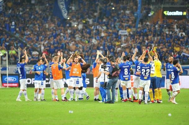 Cruzeiro venceu Corinthians por 1 a 0, nesta quarta-feira, no Mineiro, pela partida de ida da final da Copa do Brasil