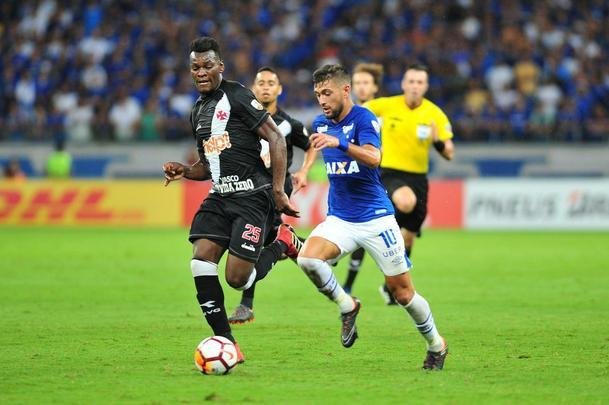 Fotos do primeiro tempo de Cruzeiro x Vasco, no Mineiro, pelo Grupo 5 da Libertadores
