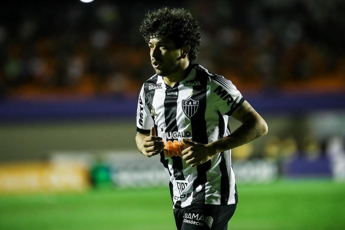5 - Luan - O meia-atacante, agora com 30 anos, atuou em todos os jogos do Atlético na Libertadores de 2019. No fim daquele ano, ele foi vendido ao V-Varen Nagasaki, do Japão, onde segue até hoje.