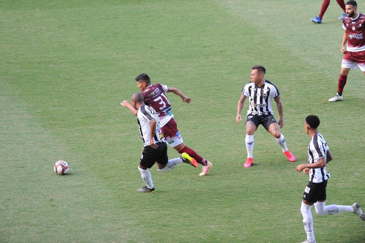 Fotos da vitria do Atltico sobre o Patrocinense, por 3 a 1, no Independncia, em Belo Horizonte, pela quarta rodada do Campeonato Mineiro. Mando foi do clube do interior, que no pde realizar a partida em Patrocnio devido ao elevado nmero de casos de COVID-19 na cidade.