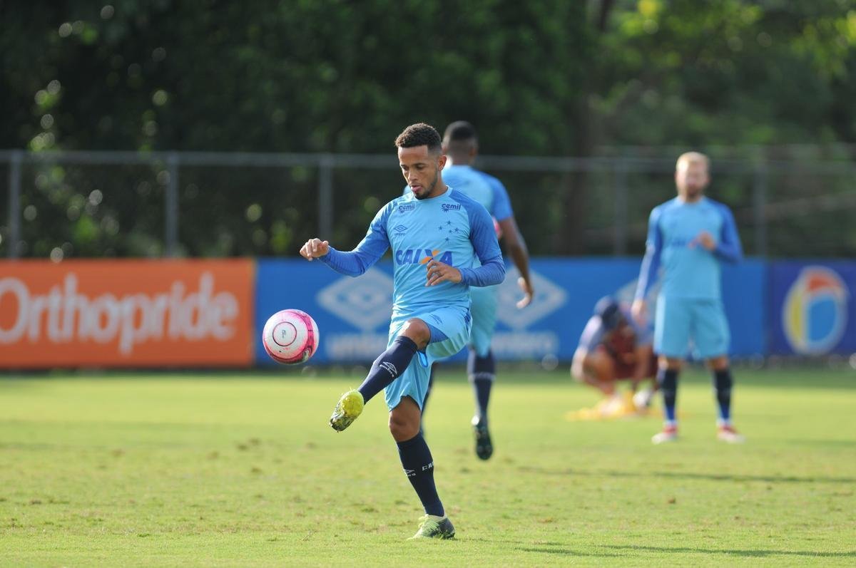 Fotos do ltimo treino do Cruzeiro antes do jogo diante do Tupi, pela semifinal do Campeonato Mineiro