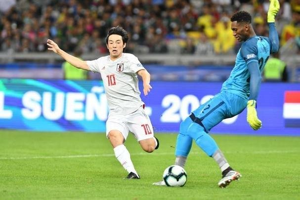 Equador e Japo se enfrentaram no Mineiro pela terceira rodada do Grupo C da Copa Amrica