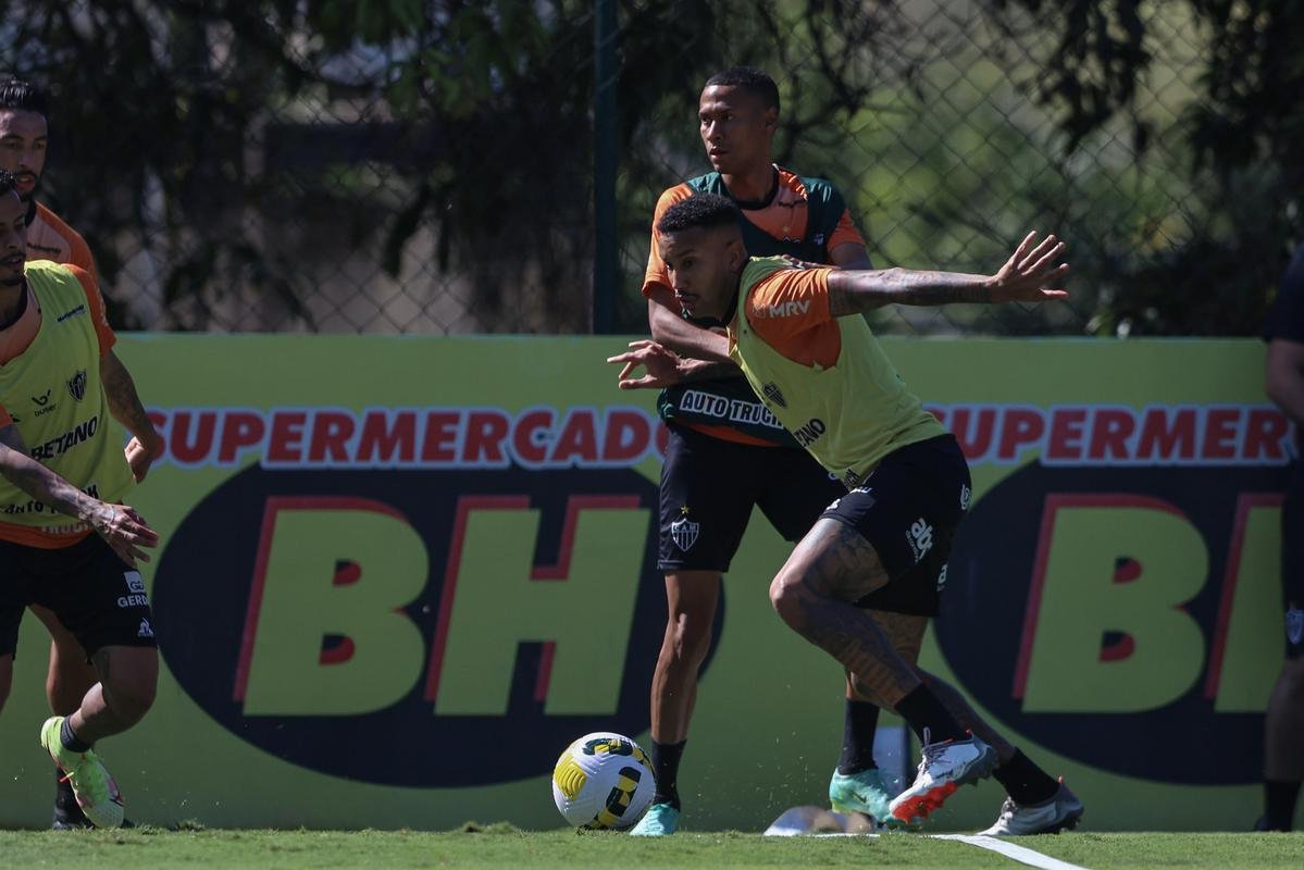 O Atltico fez um treino ttico, na manh desta quinta-feira (2), para a deciso com o Palmeiras pelo Campeonato Brasileiro.
