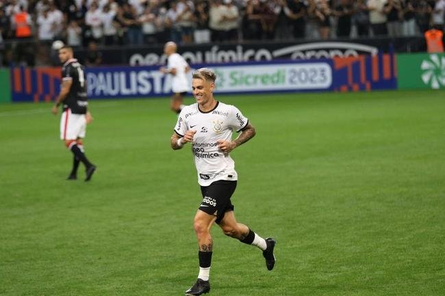 7� - R�ger Guedes (Corinthians) - 4 gols