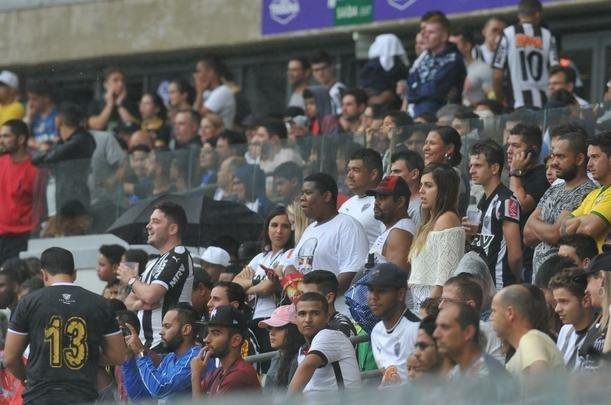 Fotos do 'Game of Dreams', jogo festivo dos Amigos do Ronaldinho contra os Amigos do Penta