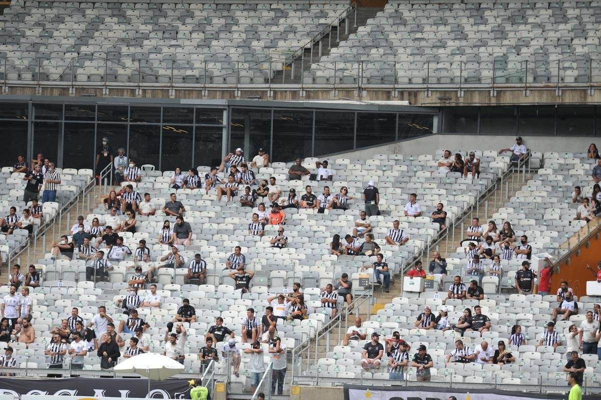 Fotos do jogo entre Atltico e Patrocinense, pelo Campeonato Mineiro