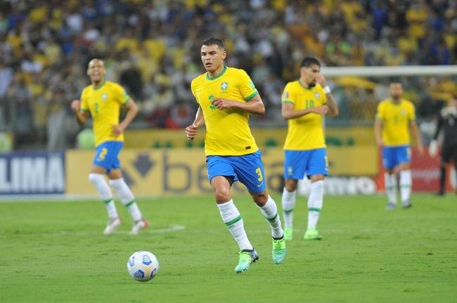 Brasil goleou o Paraguai por 4 a 0 no Mineiro, em BH, pelas Eliminatrias da Copa do Mundo, com gols de Raphinha, Philippe Coutinho, Antony e Rodrygo