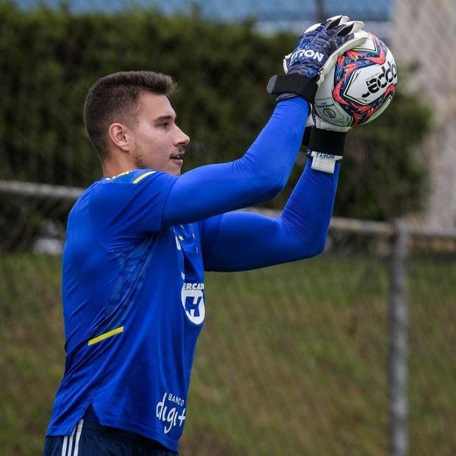 Treino do Cruzeiro nesta segunda-feira, na Toca da Raposa 2, em Belo Horizonte.