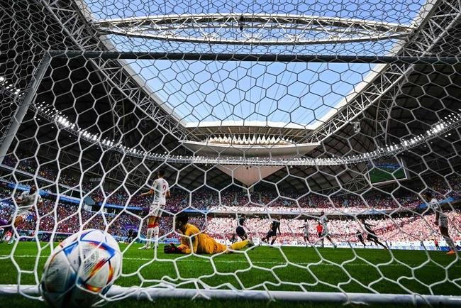 Mitchell Duke marcou o gol da Austrlia sobre a Tunsia em jogo pela segunda rodada do Grupo D da Copa do Mundo