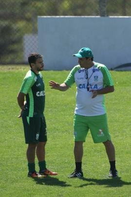 Adilson comandou o primeiro treino no Amrica nesta quarta-feira